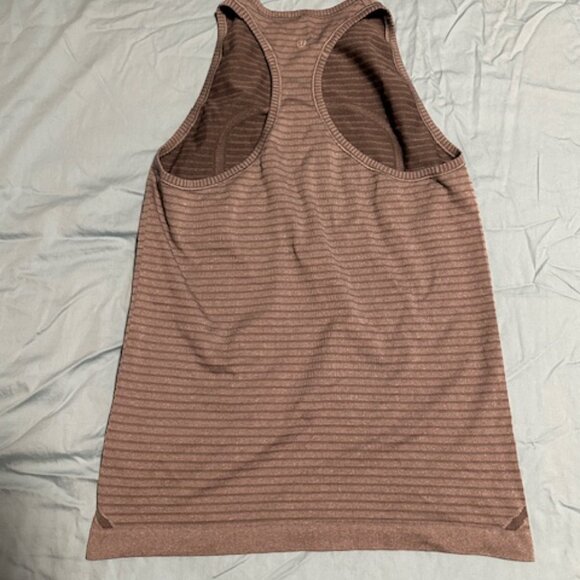 Lululemon High Neck Run Swiftly Tank top size 8 - Picture 2 of 3